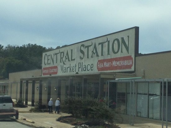 Hot Springs Marketplace